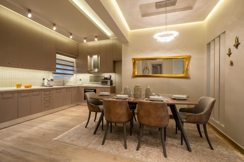 Maison De Luxx A10, Cozy Apartment With Garden In Larissa Exterior foto
